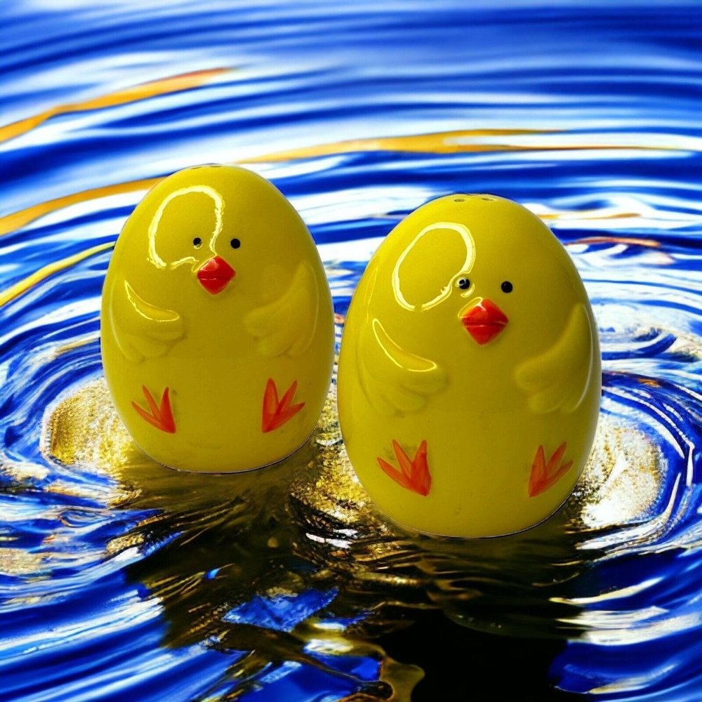 Baby Chicks Duckling Easter Decor Salt and Pepper Shaker Set Yellow 3" Tall
